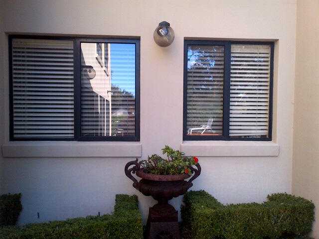Venetian blinds